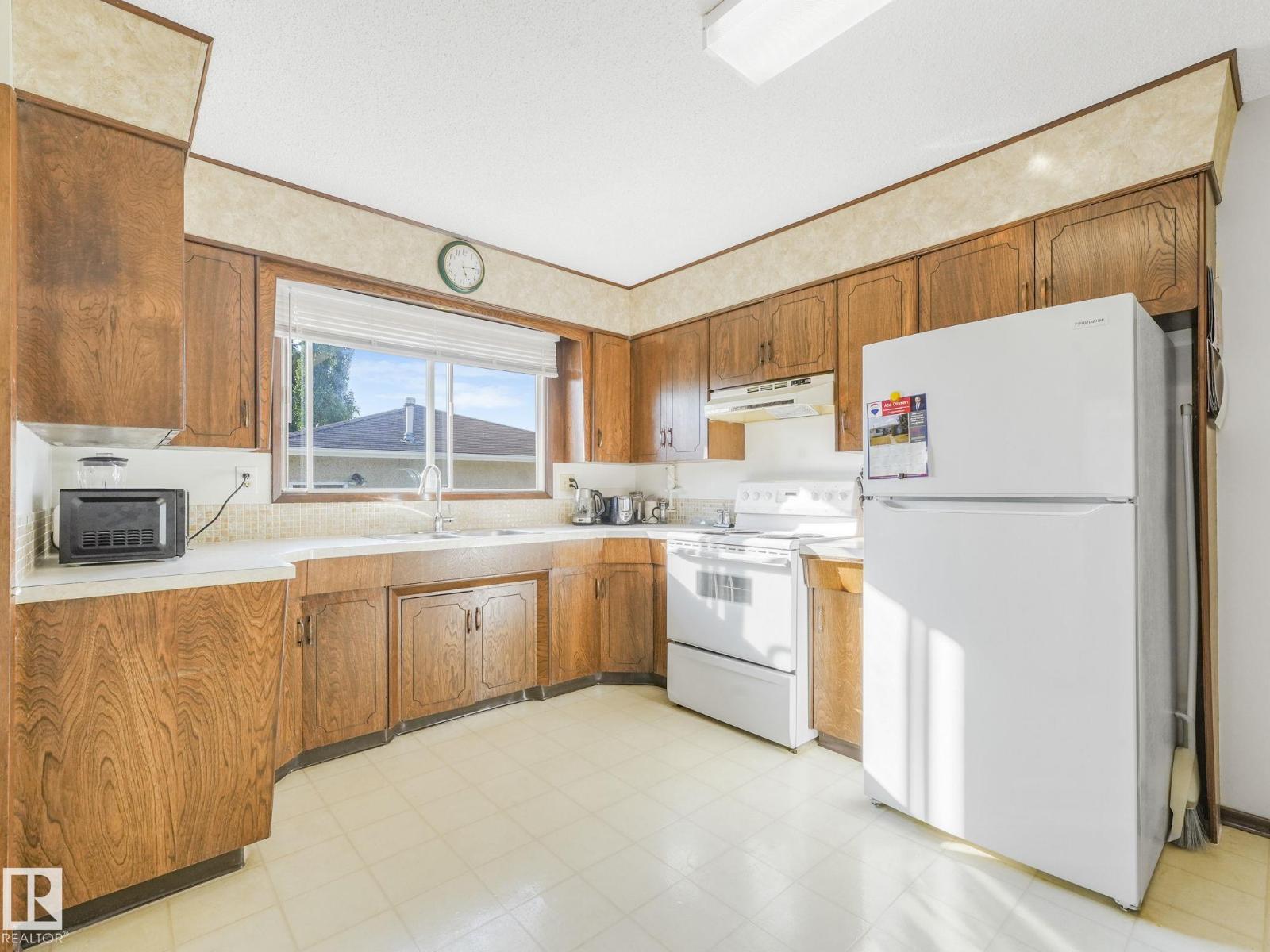 14612 114a St Nw, Edmonton, Alberta  T5X 1R2 - Photo 11 - E4457705