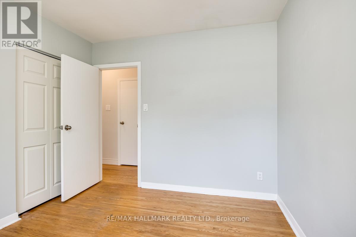Main Floor - 30 Silkwood Crescent, Toronto, Ontario  M2J 1G9 - Photo 15 - C12402333