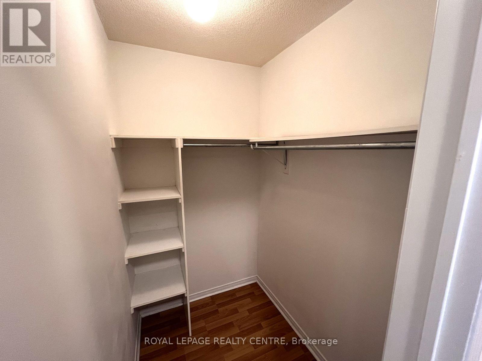 113 - 3055 Thomas Street, Mississauga, Ontario  L5M 0M4 - Photo 11 - W12402205