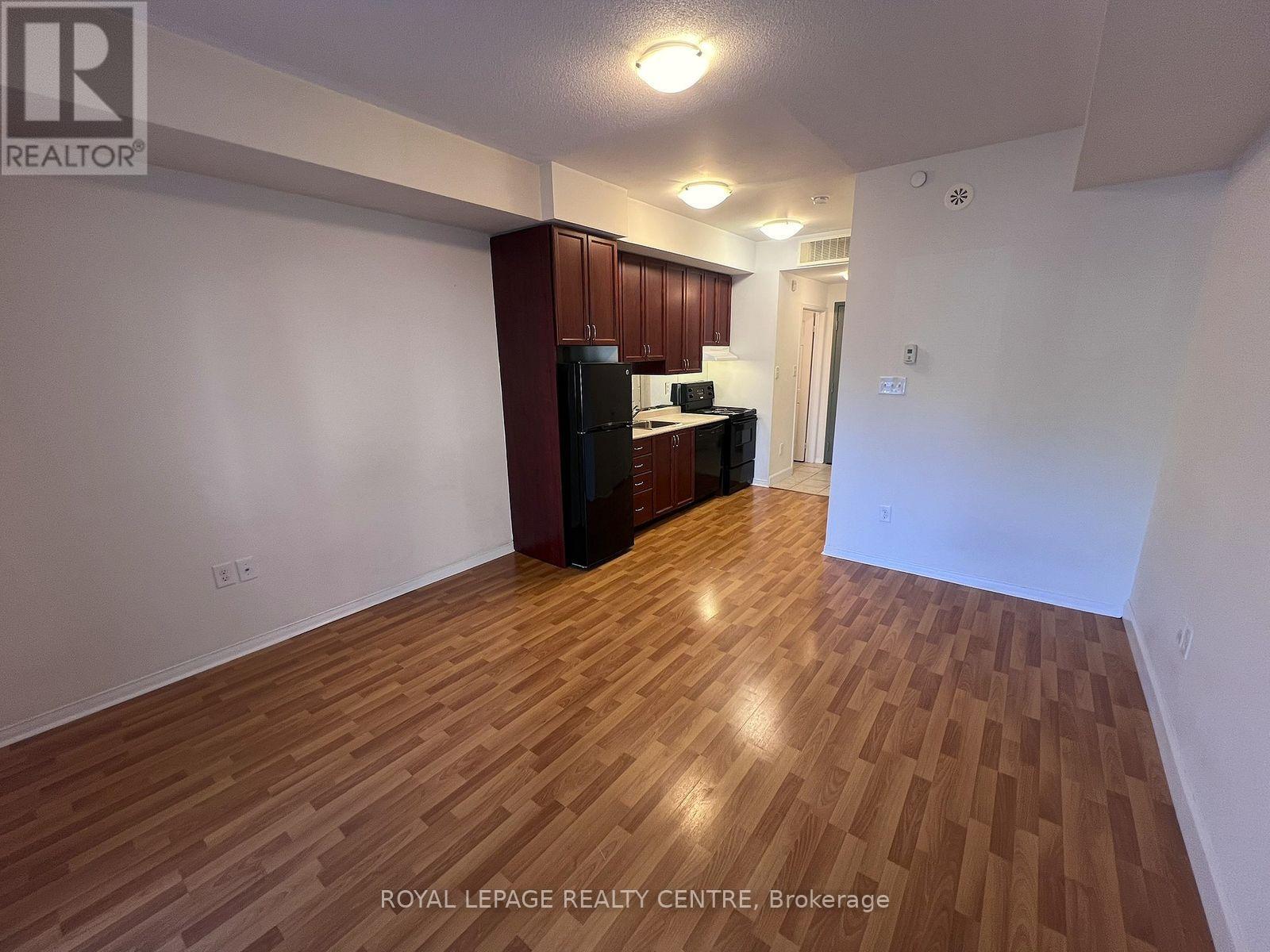 113 - 3055 Thomas Street, Mississauga, Ontario  L5M 0M4 - Photo 6 - W12402205