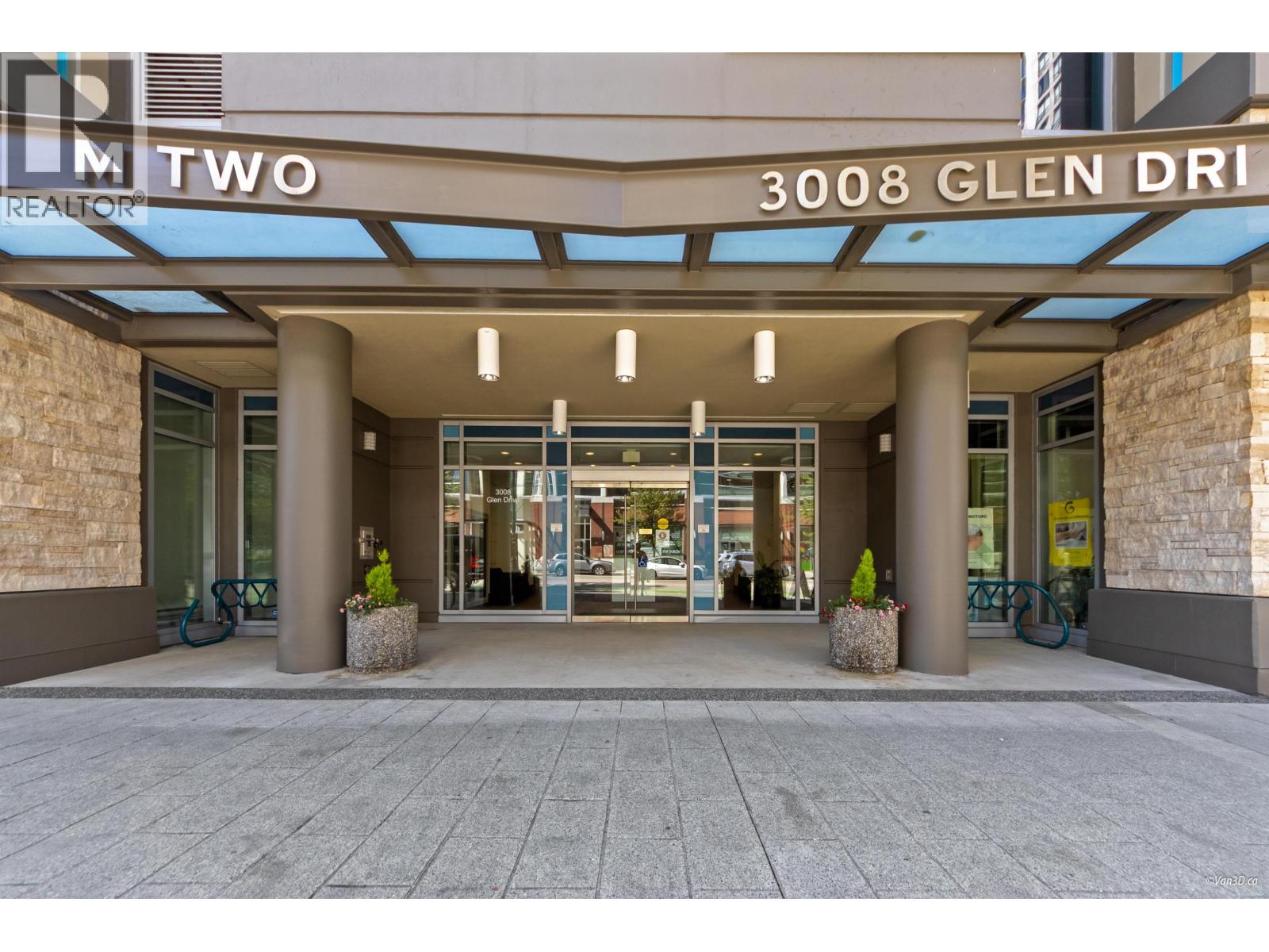 1709 3008 Glen Drive, Coquitlam, British Columbia  V3B 0J5 - Photo 5 - R3027328