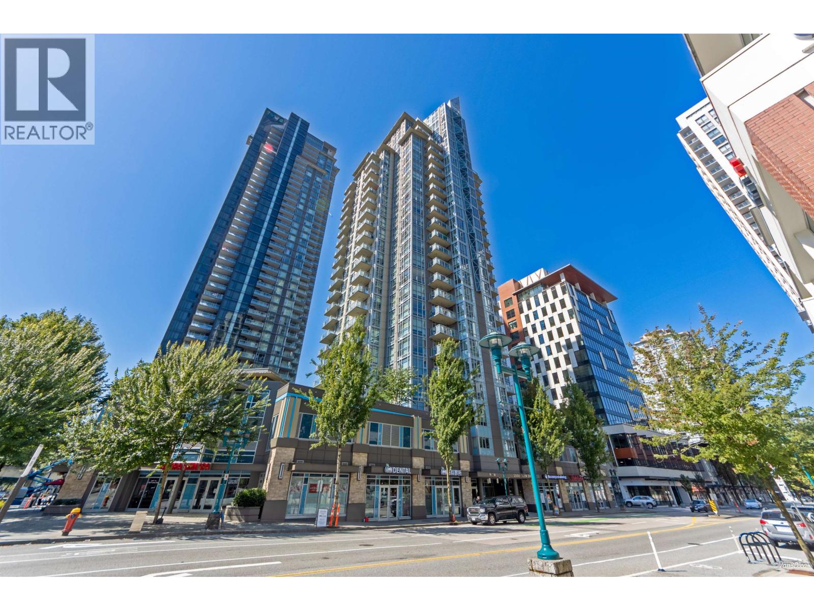 1709 3008 Glen Drive, Coquitlam, British Columbia  V3B 0J5 - Photo 4 - R3027328
