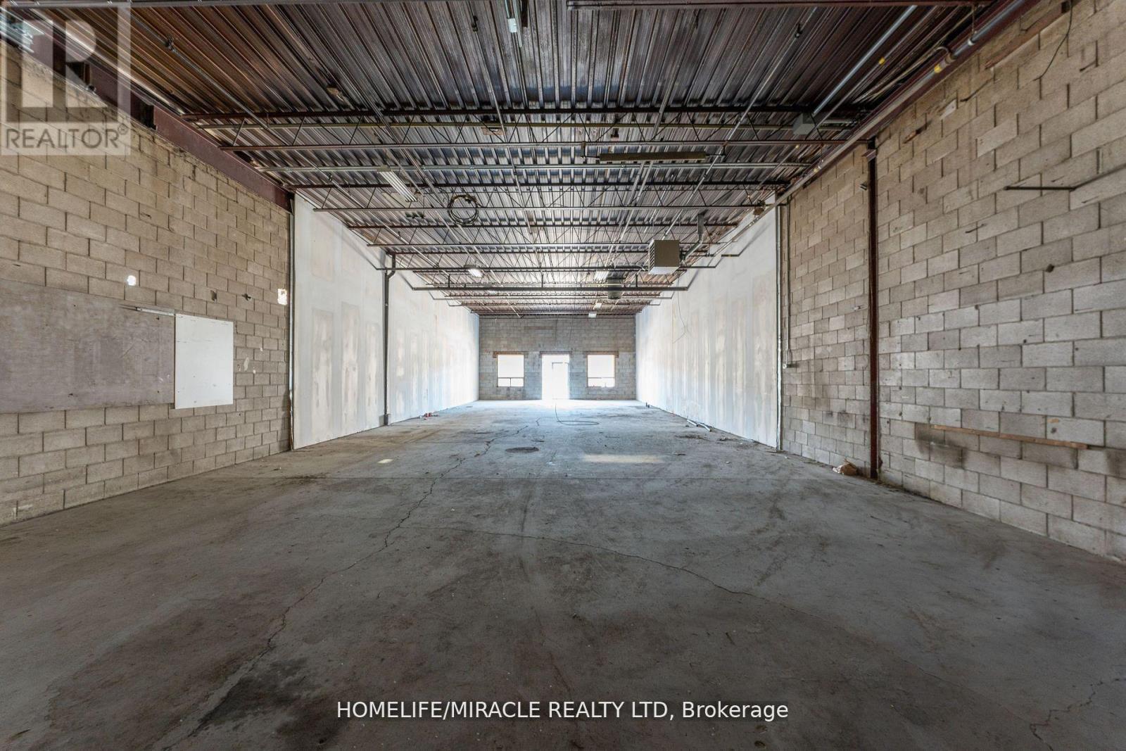 16 - 7517 Bren Road, Mississauga, Ontario  L4T 3V4 - Photo 16 - W12402322