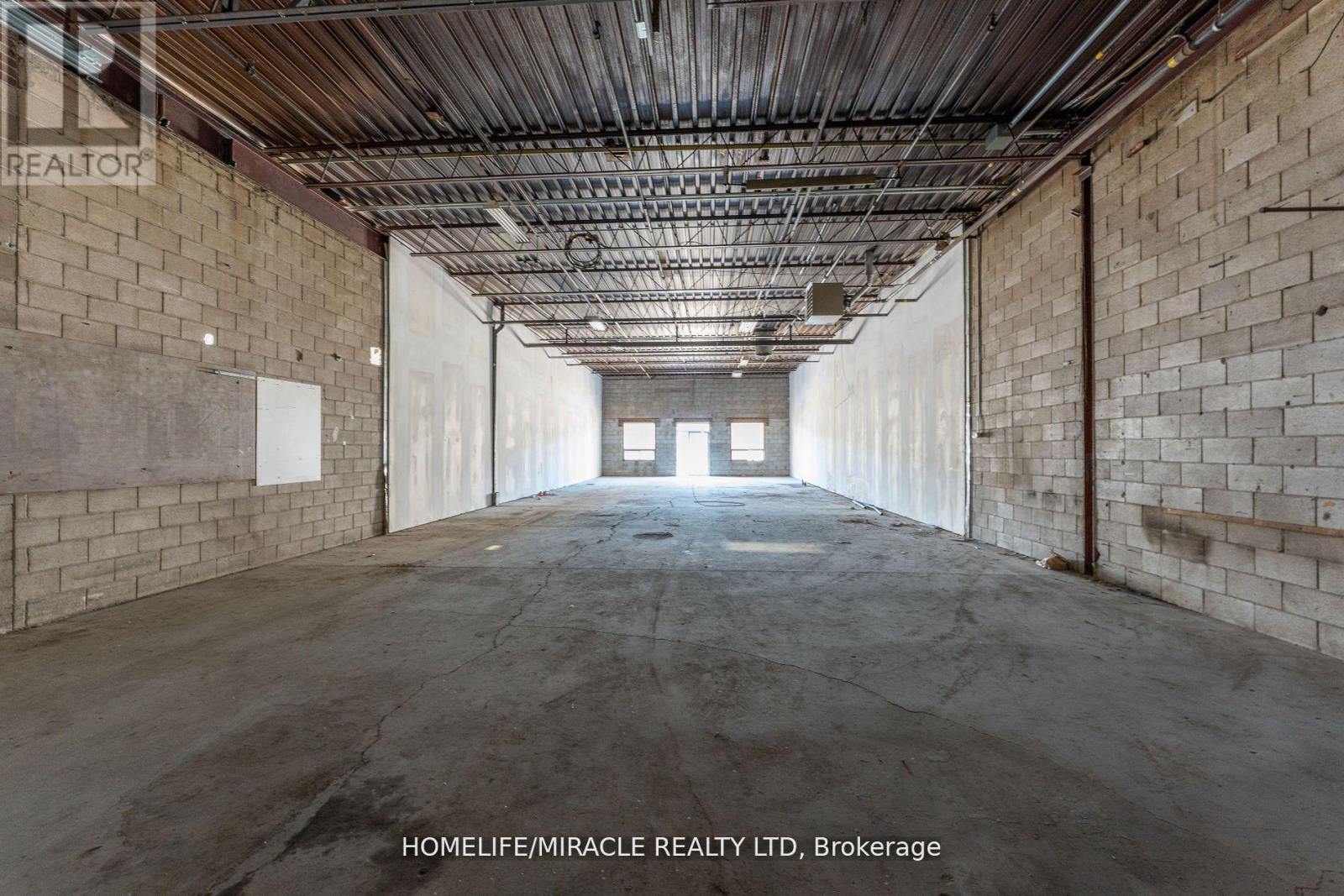 16 - 7517 Bren Road, Mississauga, Ontario  L4T 3V4 - Photo 18 - W12402322