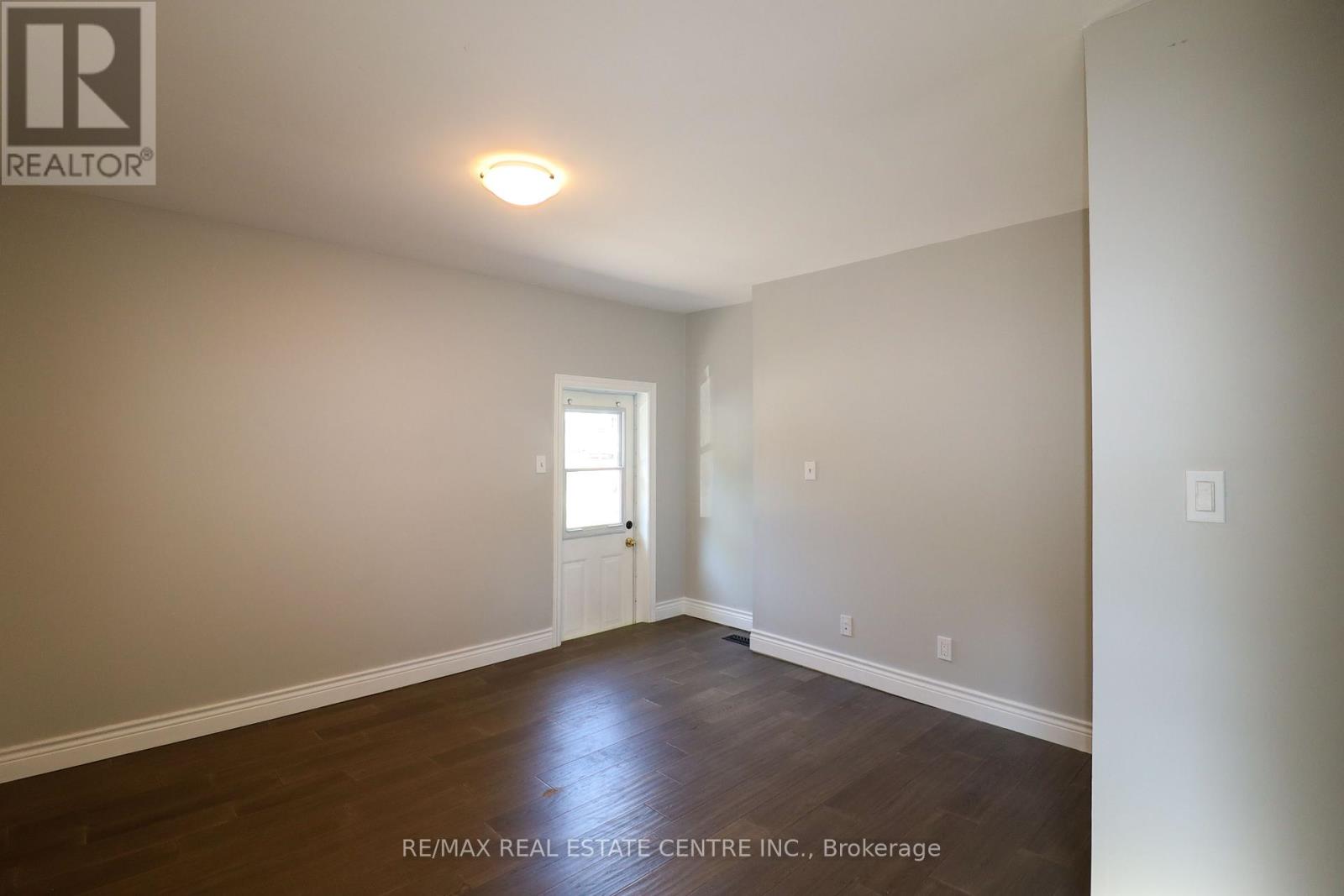 17b Amanda Street, Orangeville, Ontario  L9W 2J9 - Photo 18 - W12402338