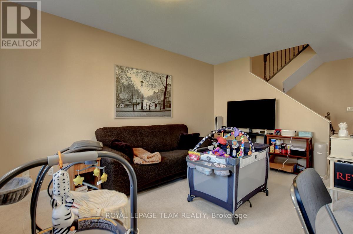 545 Decoeur Drive, Ottawa, Ontario  K4A 5G7 - Photo 11 - X12402346