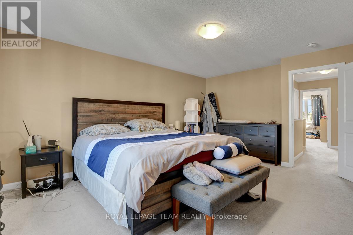 545 Decoeur Drive, Ottawa, Ontario  K4A 5G7 - Photo 19 - X12402346