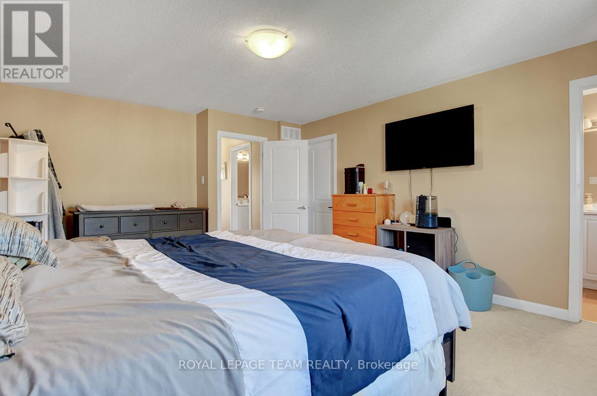 545 Decoeur Drive, Ottawa, Ontario  K4A 5G7 - Photo 21 - X12402346