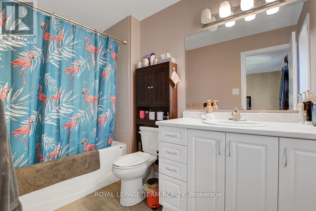 545 Decoeur Drive, Ottawa, Ontario  K4A 5G7 - Photo 22 - X12402346