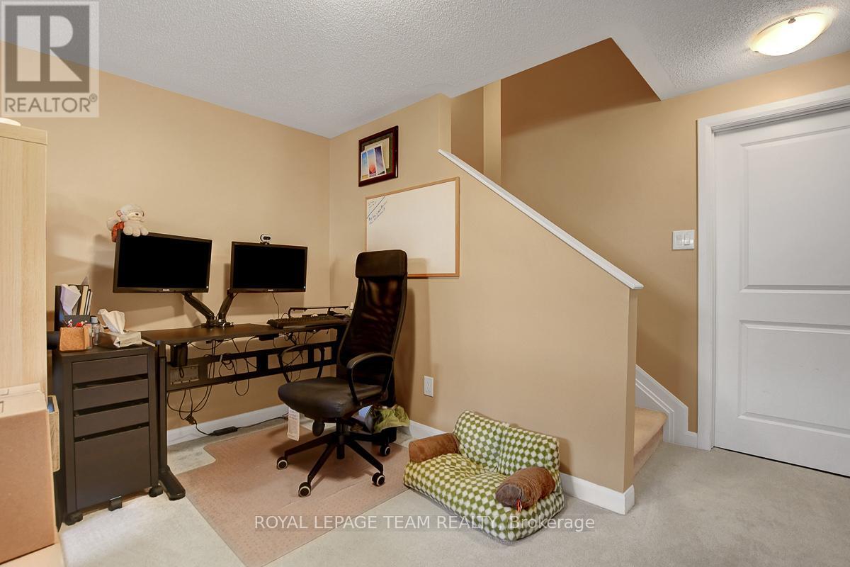 545 Decoeur Drive, Ottawa, Ontario  K4A 5G7 - Photo 30 - X12402346
