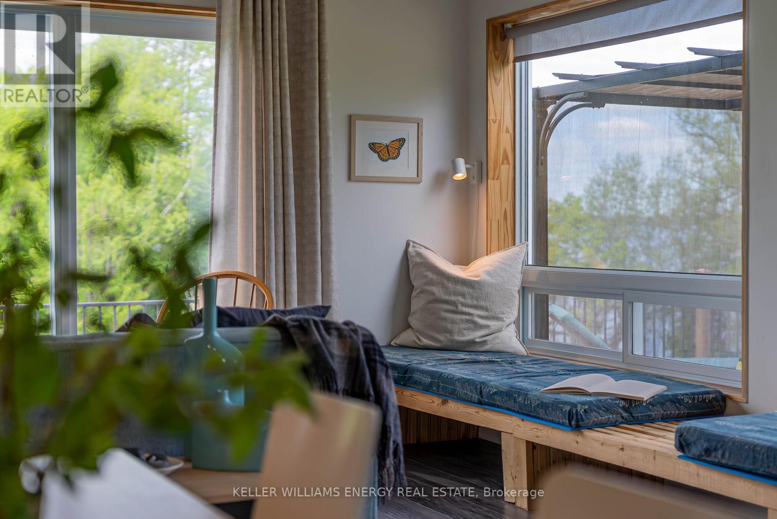 326 Cressy Bayside Road, Prince Edward County, Ontario K0K 2T0 - Photo 14 - X12269752