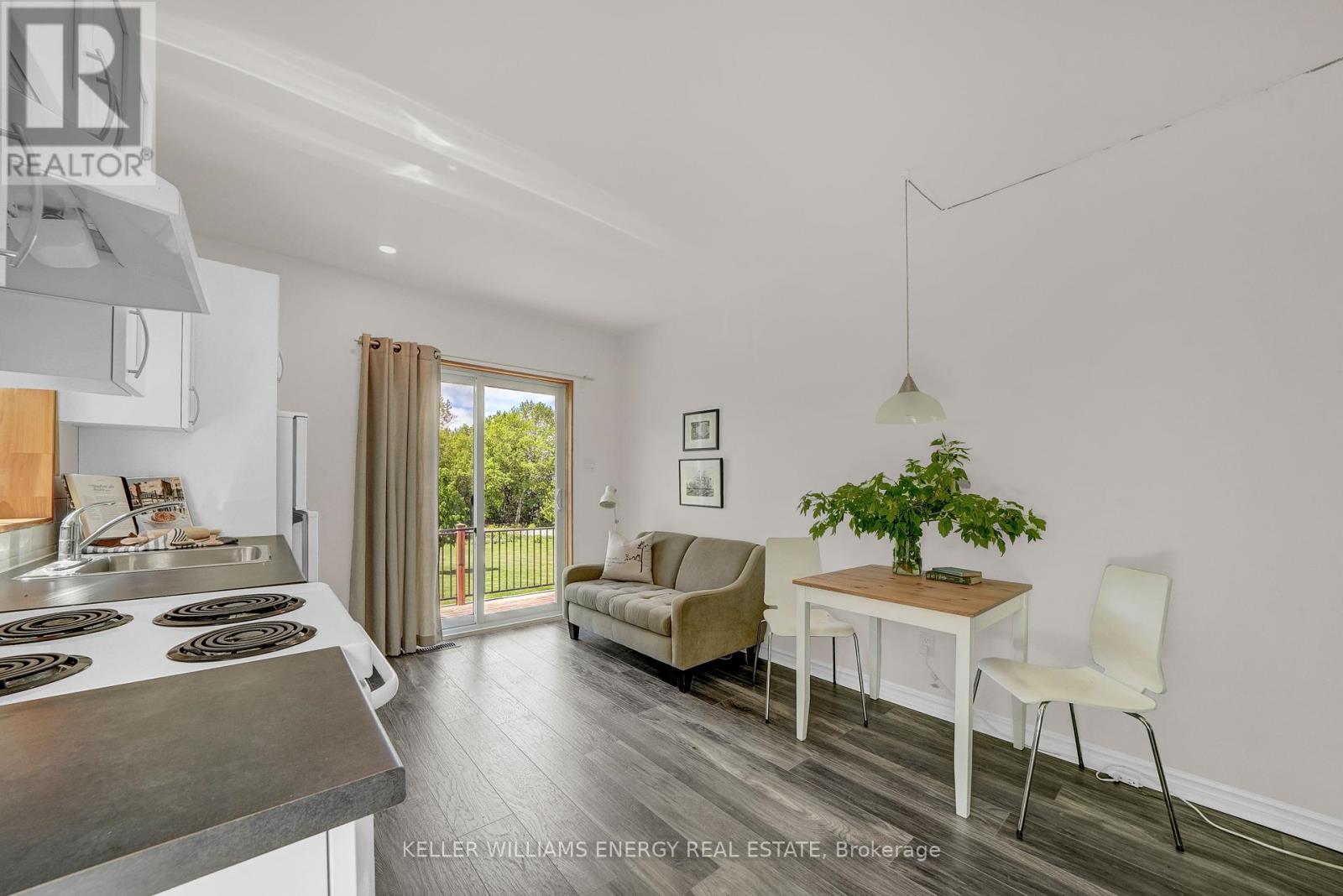 326 Cressy Bayside Road, Prince Edward County, Ontario K0K 2T0 - Photo 34 - X12269752