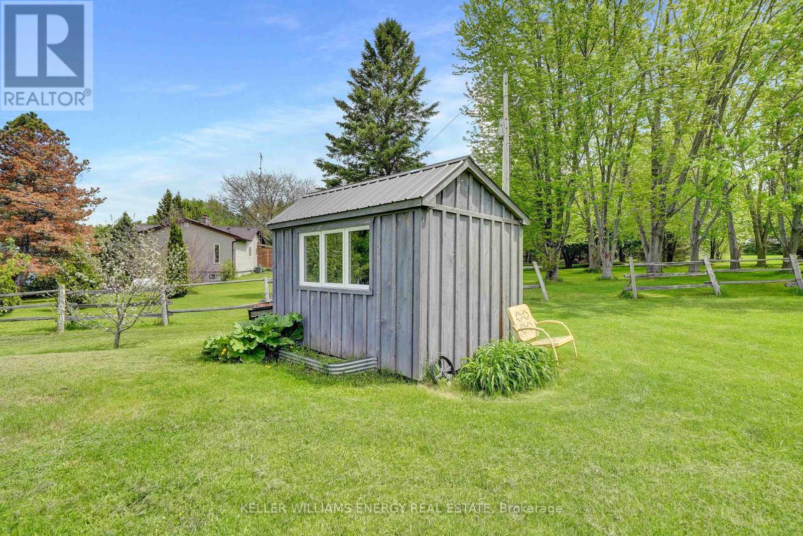 326 Cressy Bayside Road, Prince Edward County, Ontario K0K 2T0 - Photo 39 - X12269752
