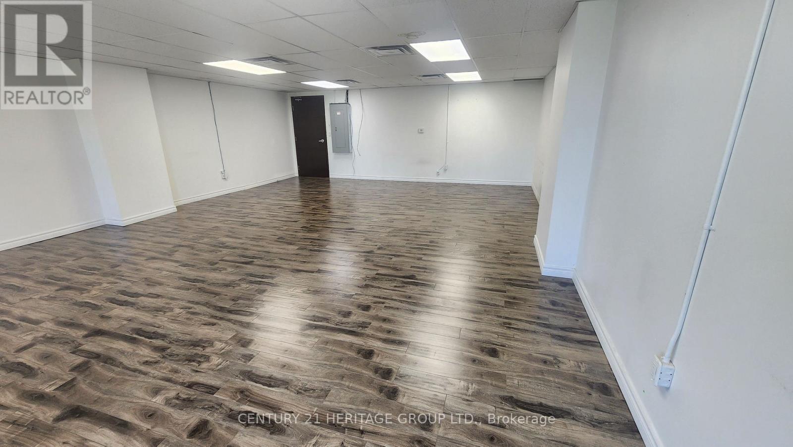 216 - 222 Finch Avenue, Toronto, Ontario  M2R 1M6 - Photo 3 - C12402362