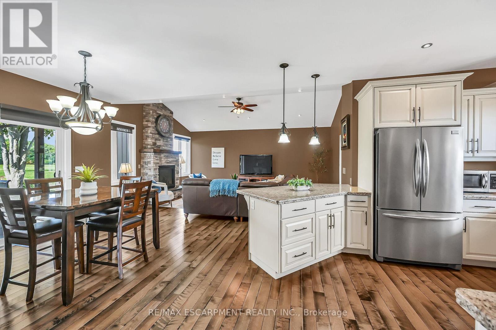 175 Yaremy Road, Haldimand, Ontario  N0A 1E0 - Photo 17 - X12402350