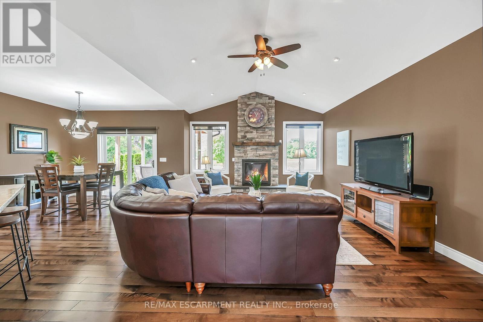 175 Yaremy Road, Haldimand, Ontario  N0A 1E0 - Photo 8 - X12402350