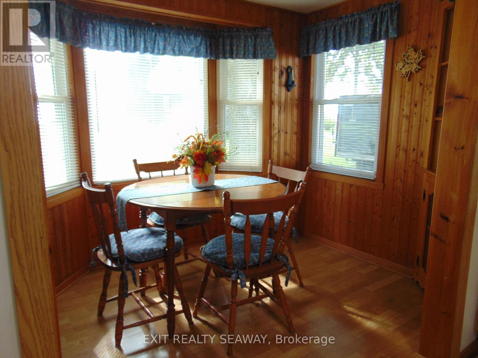 6242 Maple Avenue, South Glengarry, Ontario  K0C 1N0 - Photo 10 - X12402374