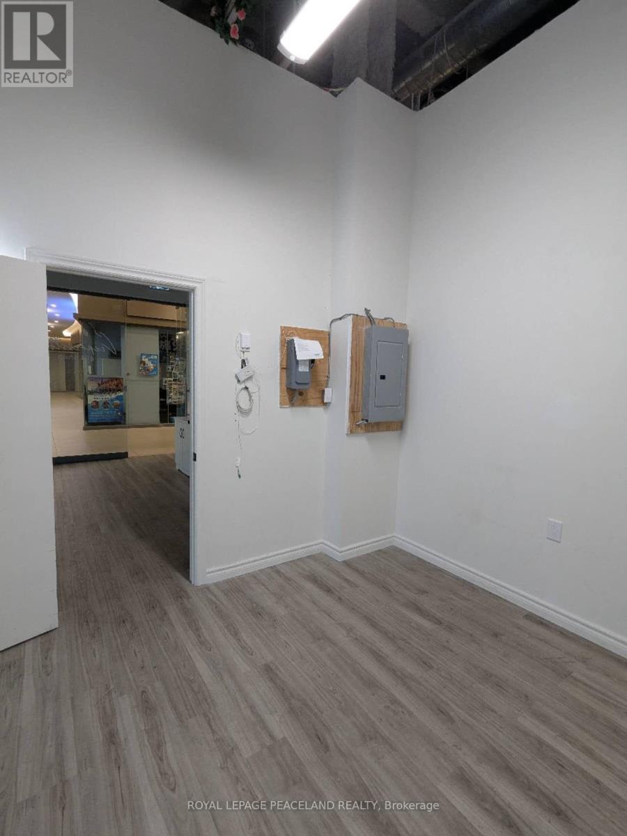 2e9 - 9390 Woodbine Avenue, Markham, Ontario  L6C 0M5 - Photo 5 - N12107476