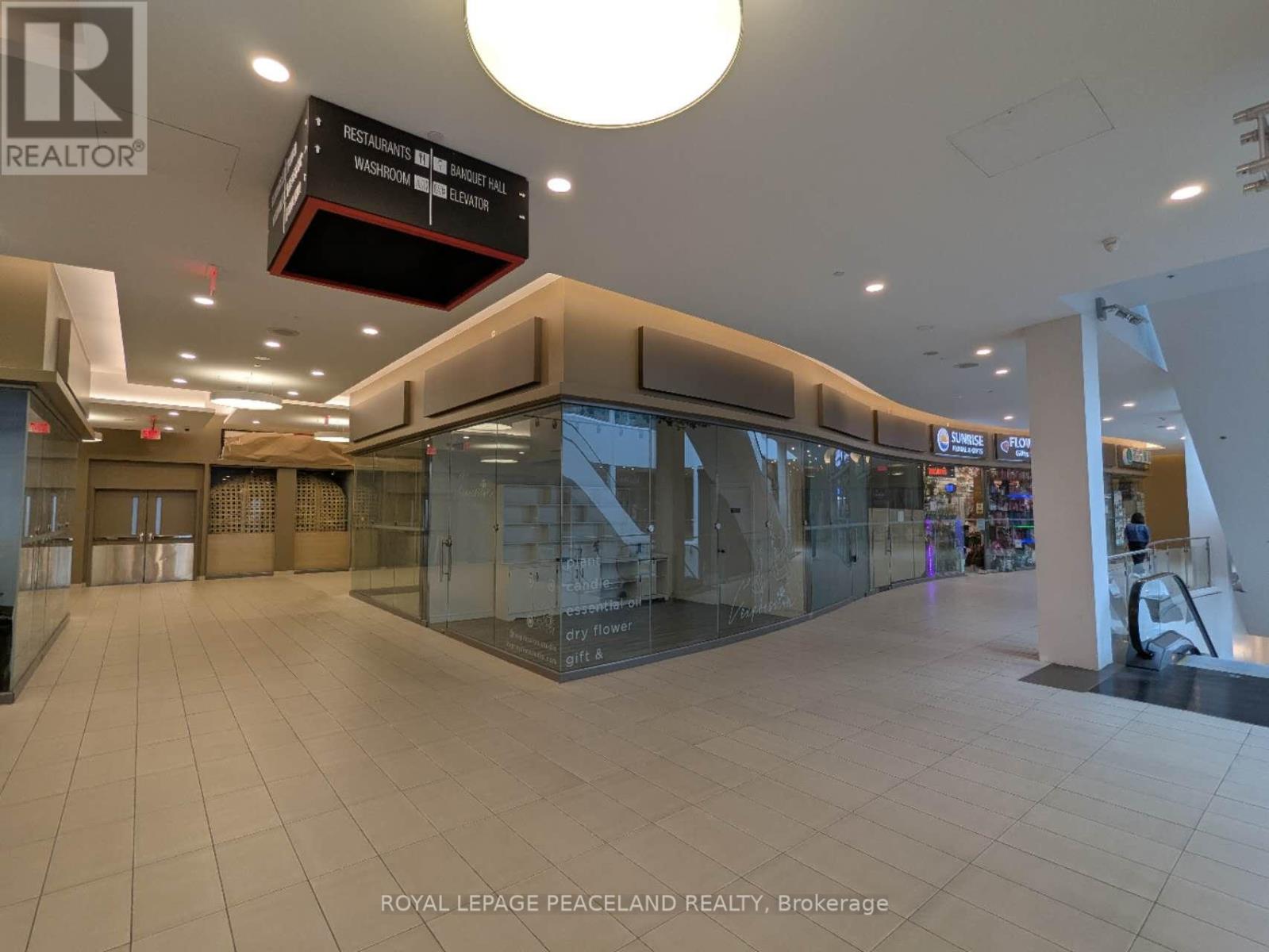 2e9 - 9390 Woodbine Avenue, Markham, Ontario  L6C 0M5 - Photo 2 - N12107476