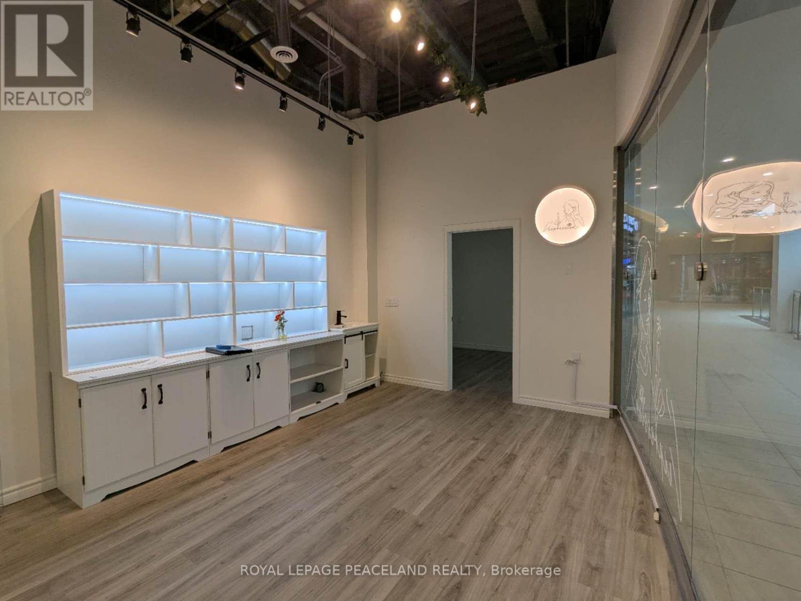 2e8 - 9390 Woodbine Avenue, Markham, Ontario  L6C 0M5 - Photo 6 - N12107463
