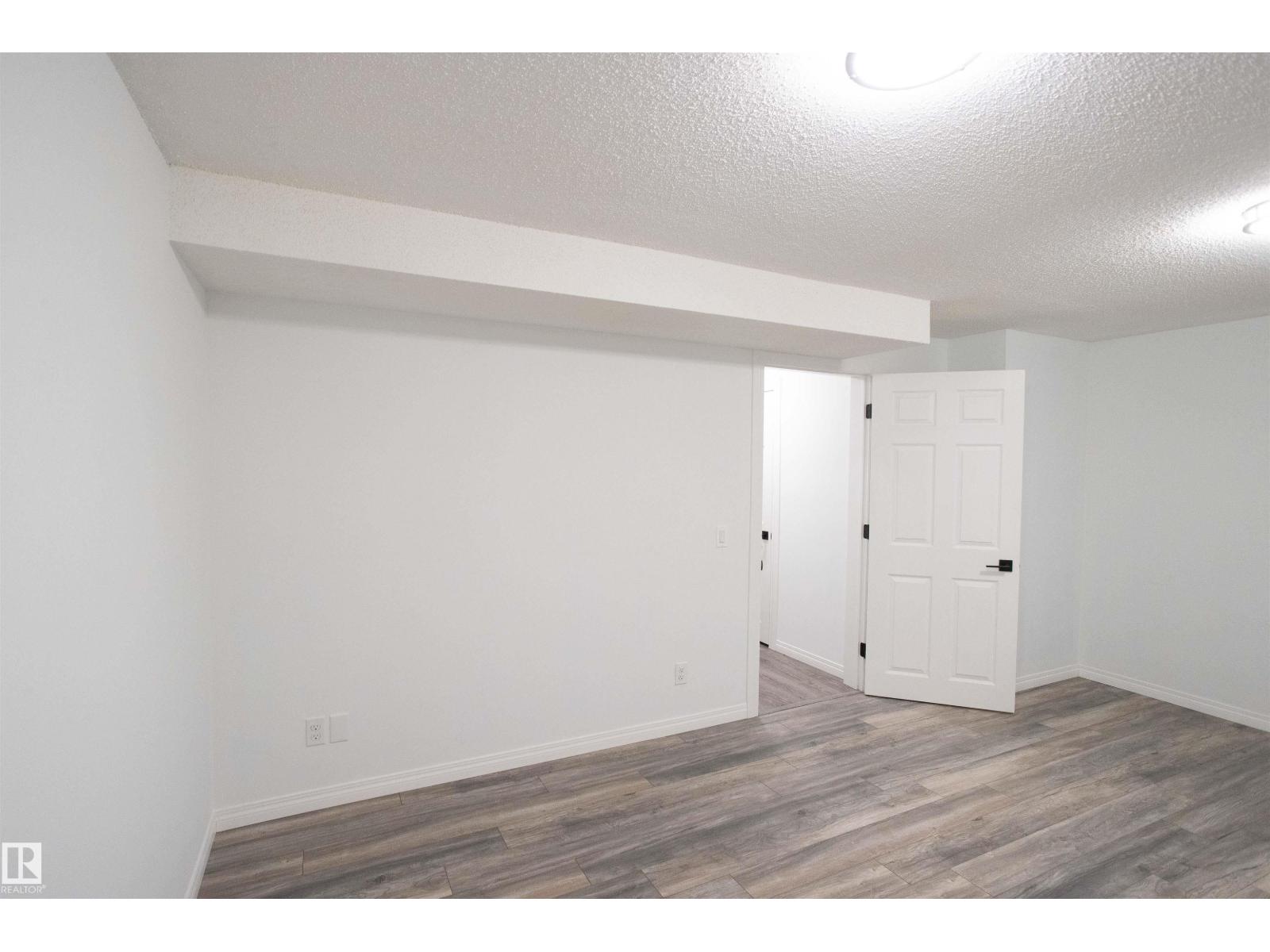 1270 Lakewood Rd W Nw, Edmonton, Alberta  T6K 3P2 - Photo 23 - E4457711