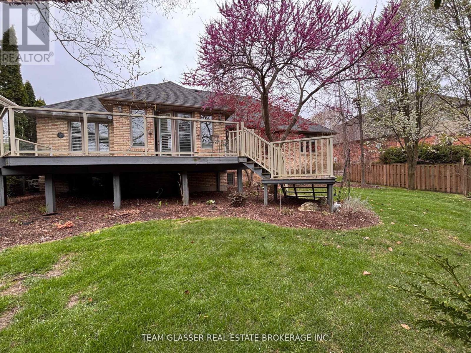 38 Butternut Grove, London South, Ontario  N6K 4J4 - Photo 39 - X12399347