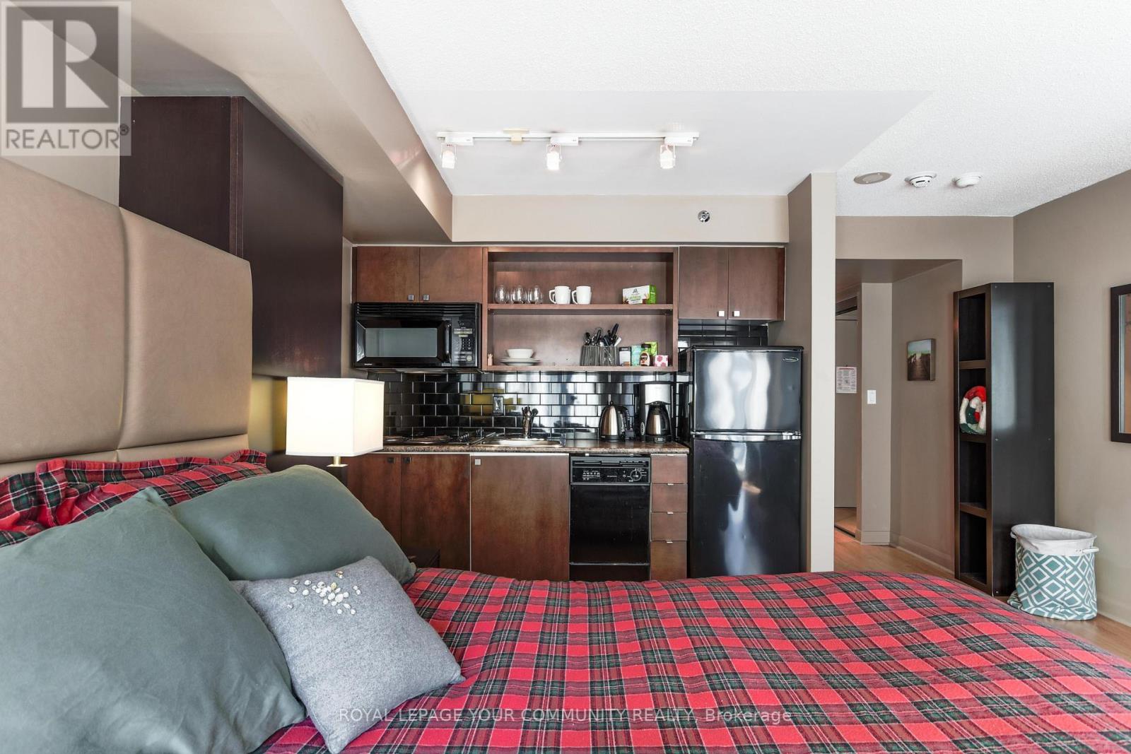 1115 - 200 Victoria Street, Toronto, Ontario  M5B 1V8 - Photo 10 - C12400234