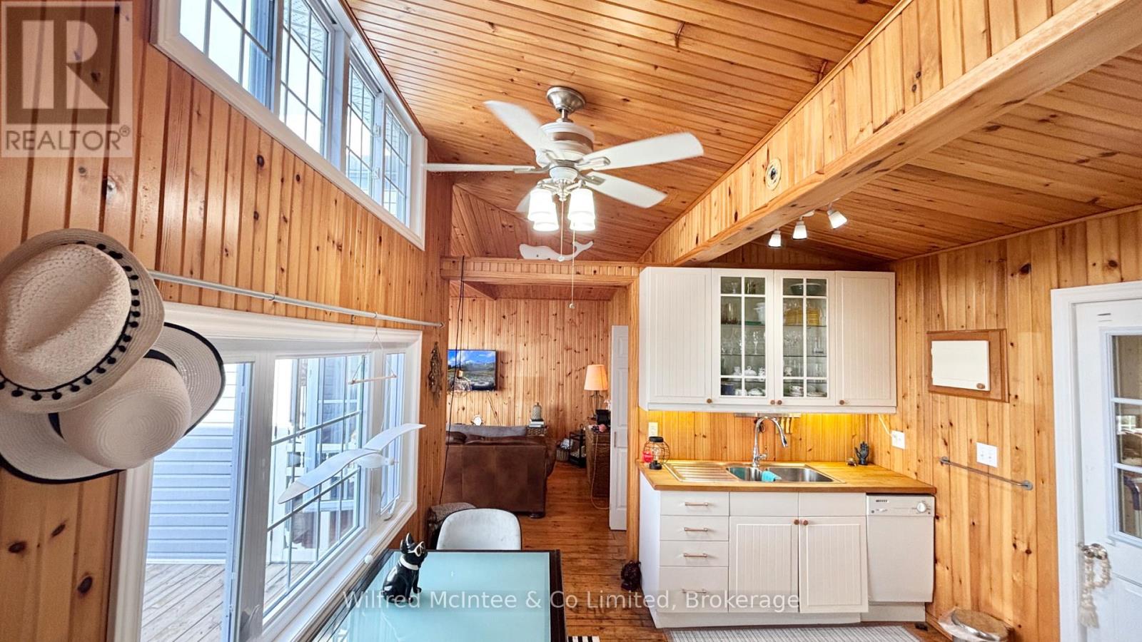 495 Bruce Road 13, Native Leased Lands, Ontario  N0H 2L0 - Photo 13 - X12402387