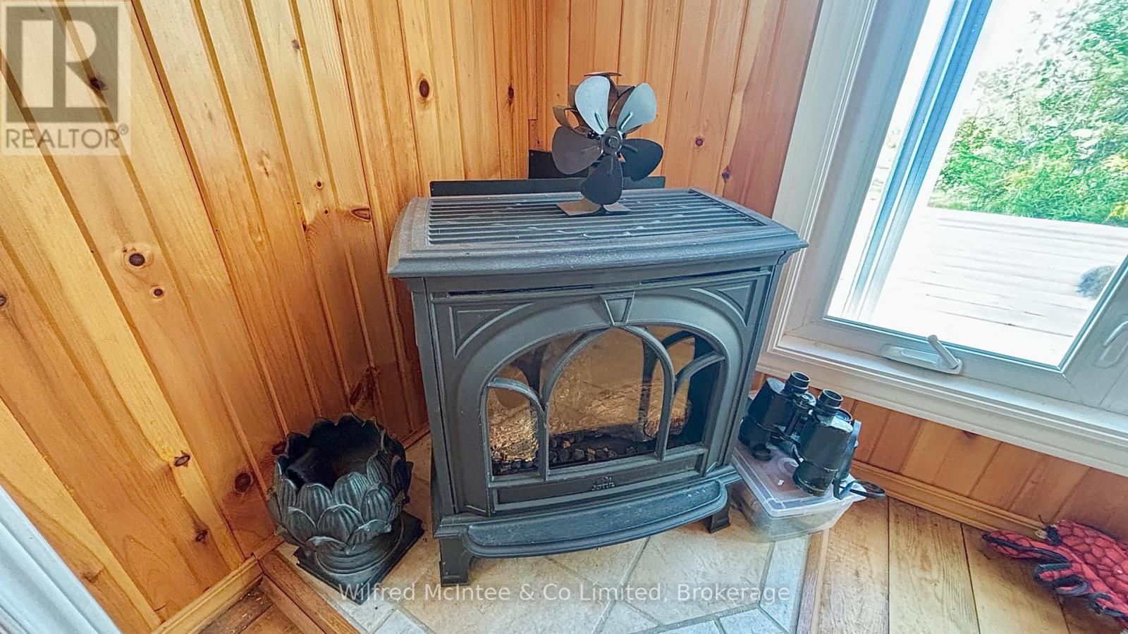 495 Bruce Road 13, Native Leased Lands, Ontario  N0H 2L0 - Photo 23 - X12402387