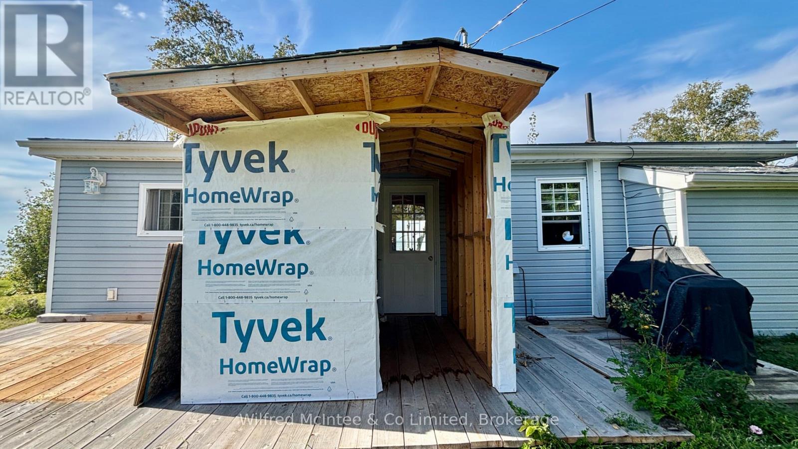 495 Bruce Road 13, Native Leased Lands, Ontario  N0H 2L0 - Photo 35 - X12402387