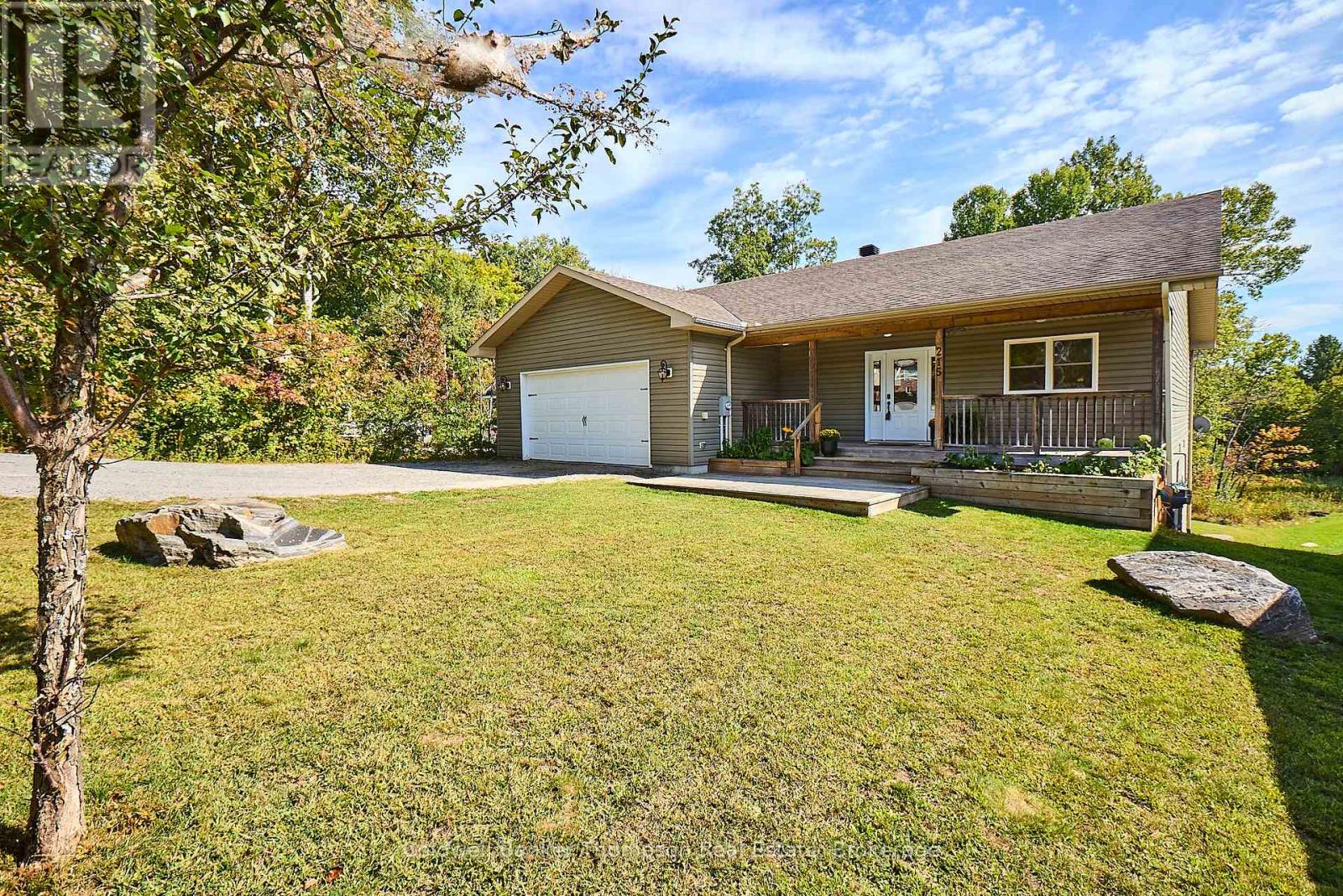 215 Town Line Road W, Huntsville, Ontario  P1H 1S7 - Photo 19 - X12402389