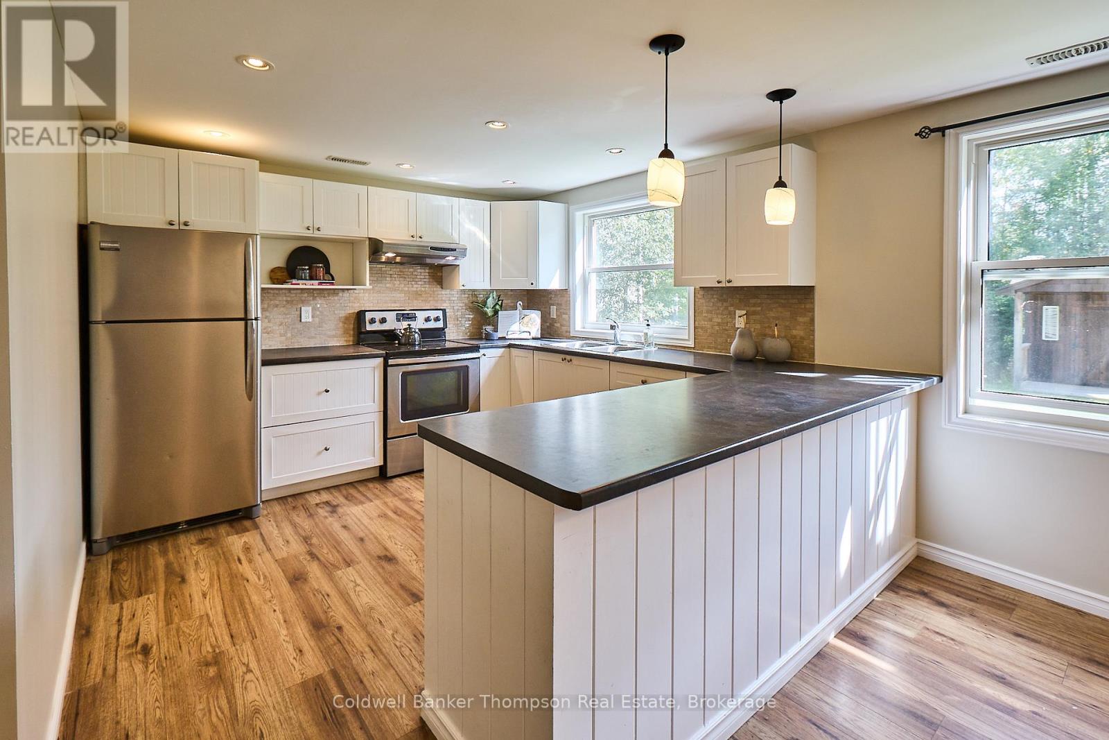 215 Town Line Road W, Huntsville, Ontario  P1H 1S7 - Photo 25 - X12402389