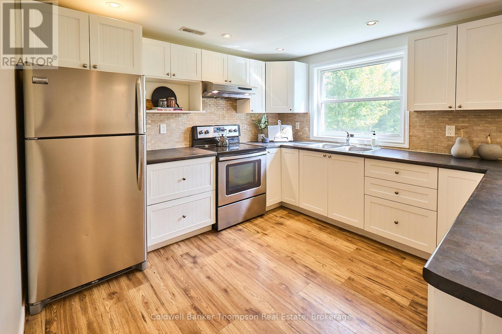 215 Town Line Road W, Huntsville, Ontario  P1H 1S7 - Photo 26 - X12402389