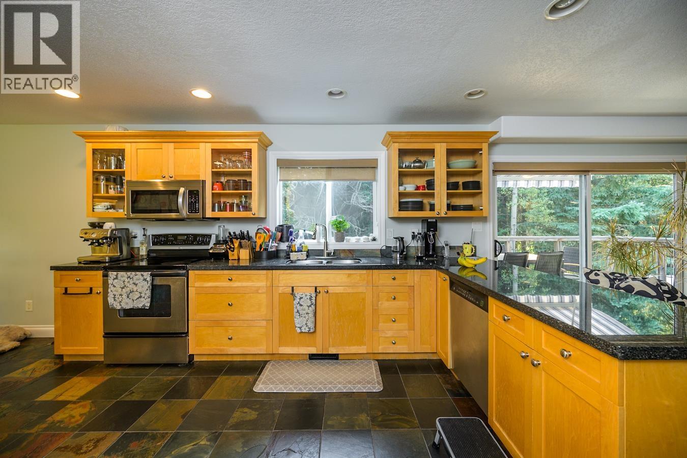 Property at 2505 BERNARD ROAD image 3