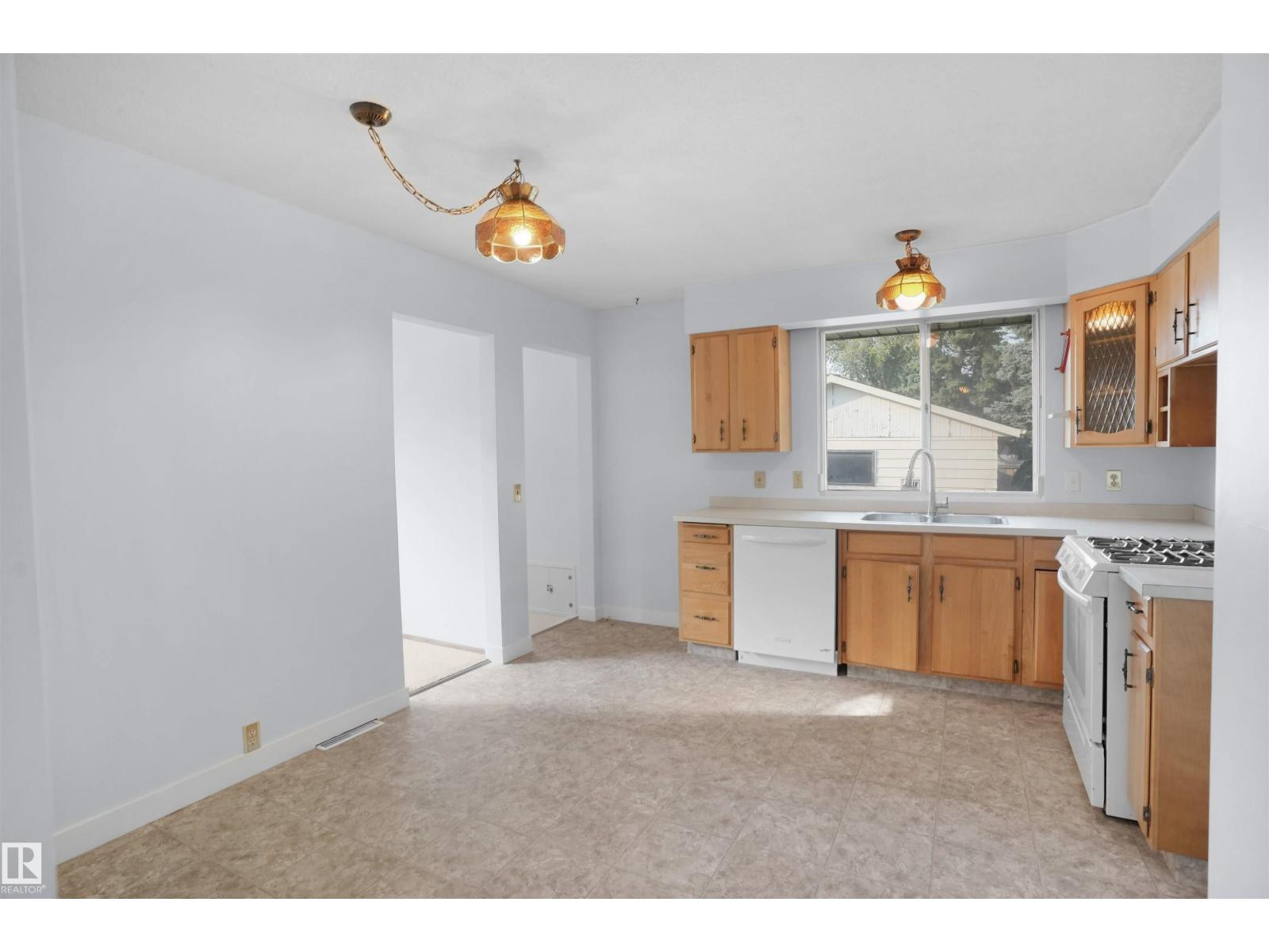 14324 49 Av Nw Nw, Edmonton, Alberta  T6H 0H8 - Photo 8 - E4457695
