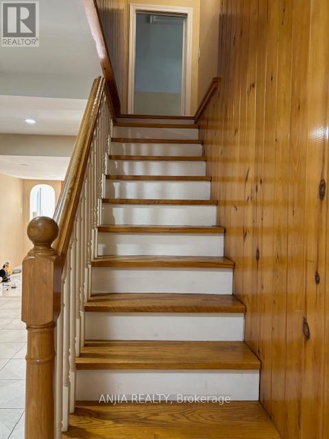 10893 Kennedy Road, Markham, Ontario  L6C 1P2 - Photo 10 - N12402401