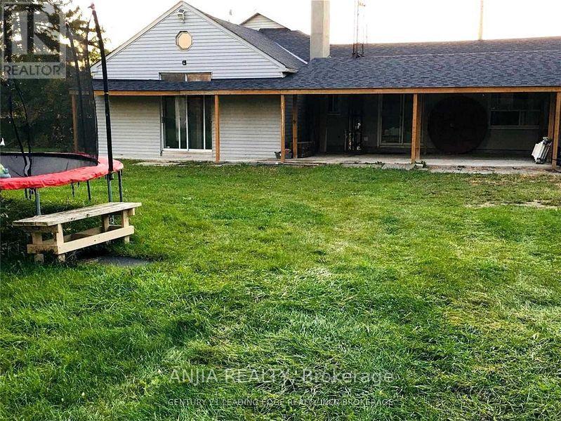 10893 Kennedy Road, Markham, Ontario  L6C 1P2 - Photo 2 - N12402401