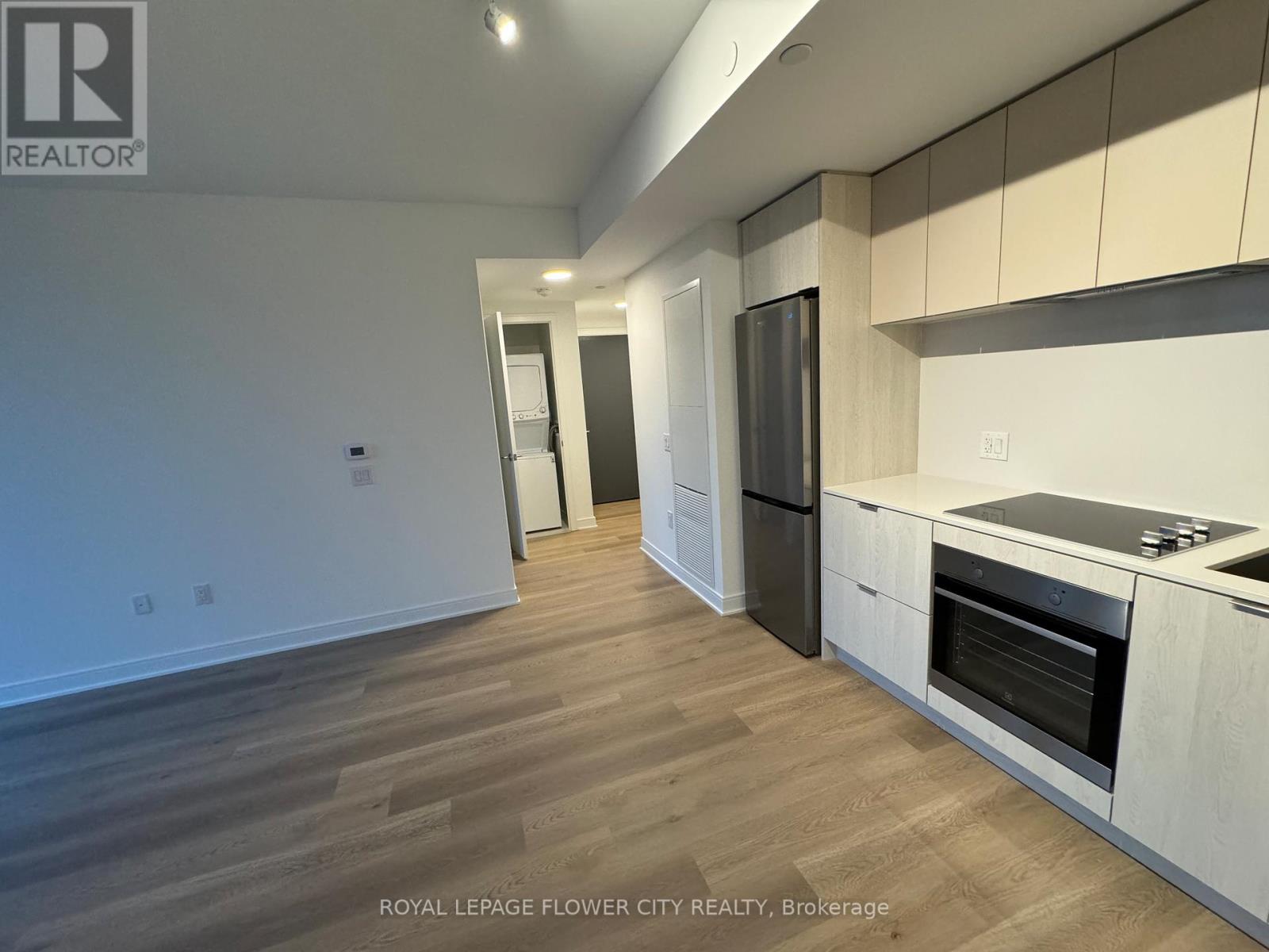 1503 - 86 Dundas Street, Mississauga, Ontario  L5A 0B1 - Photo 12 - W12402396