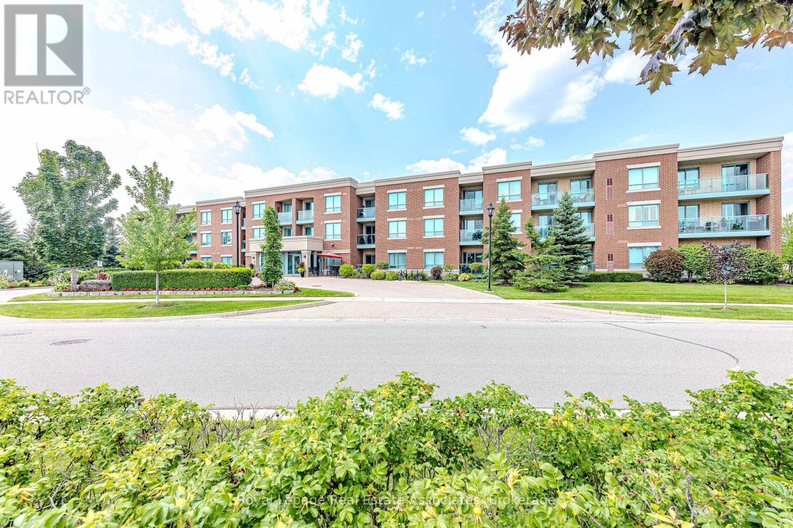 202 - 60 VIA ROSEDALE WAY, Brampton, Ontario