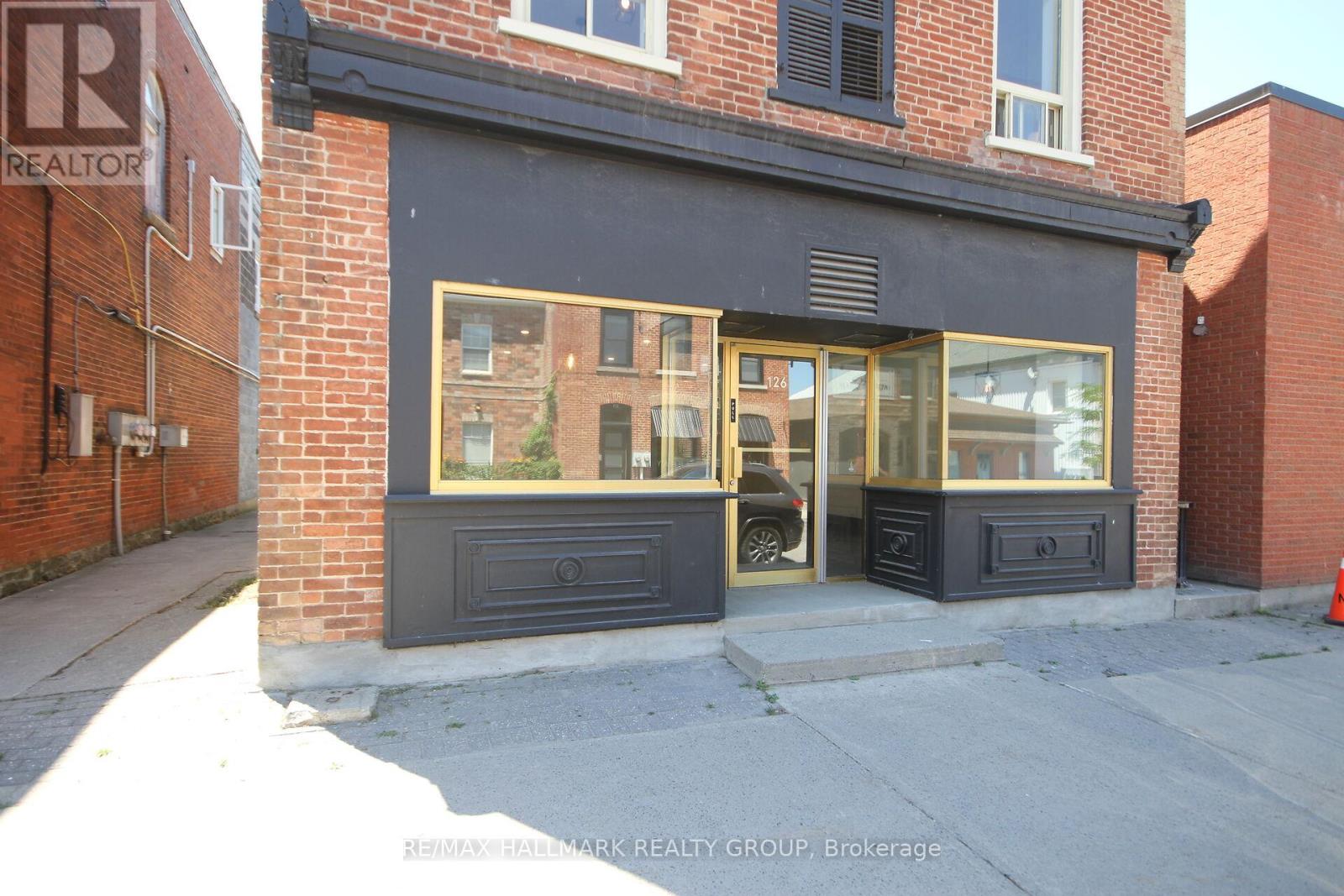 126 Prescott Street, North Grenville, Ontario  K0G 1J0 - Photo 2 - X12402414