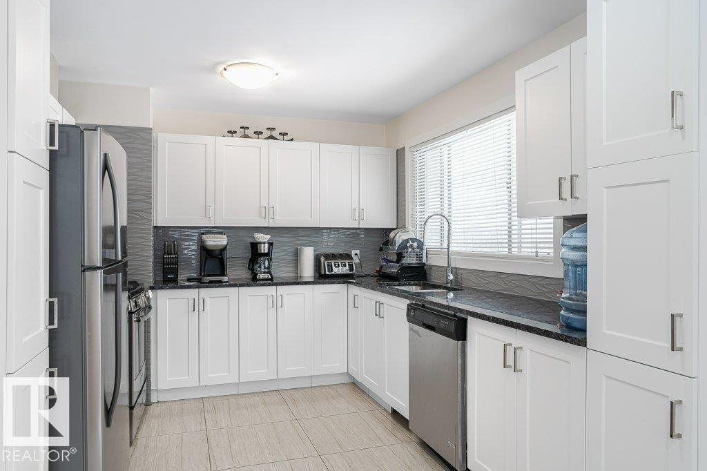 9815 210 St Nw, Edmonton, Alberta  T5T 5X9 - Photo 12 - E4457717