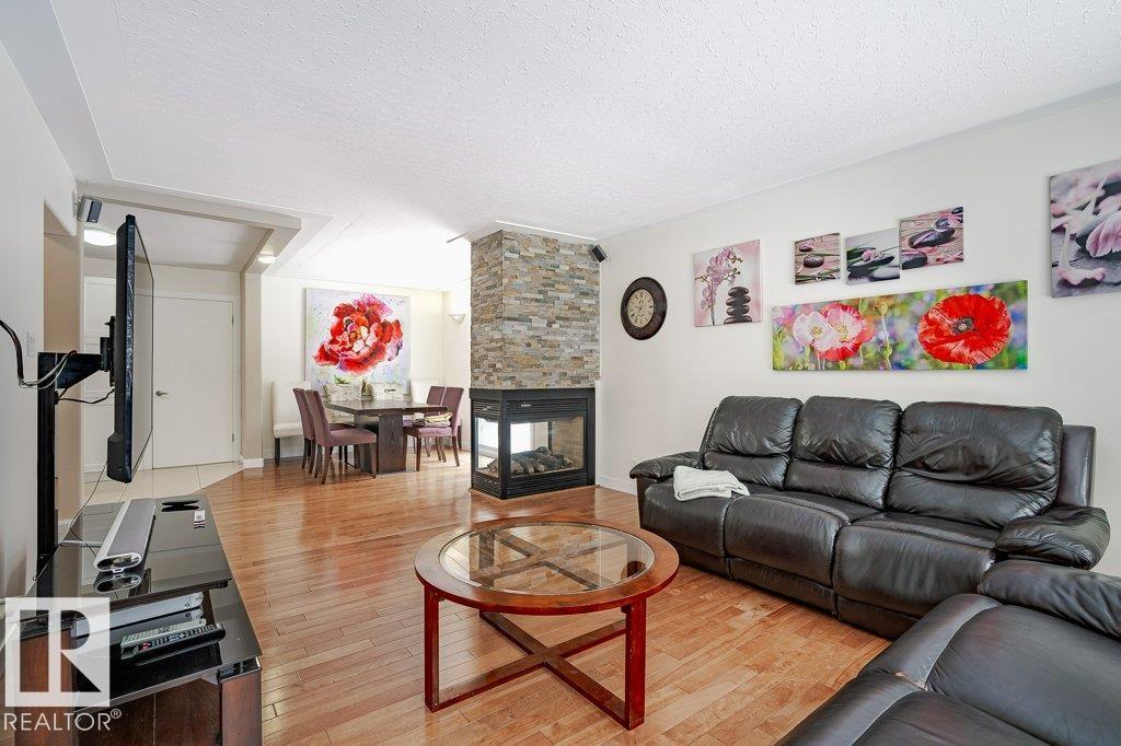 9815 210 St Nw, Edmonton, Alberta  T5T 5X9 - Photo 7 - E4457717