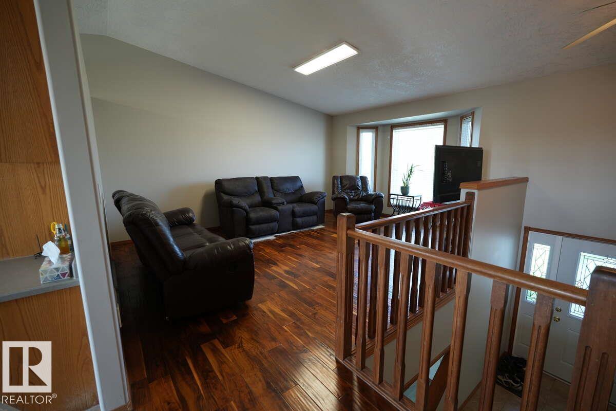 3608 42 Av, Bonnyville Town, Alberta  T9N 2J8 - Photo 3 - E4457716