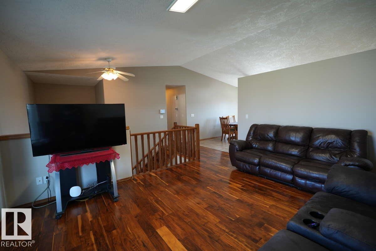 3608 42 Av, Bonnyville Town, Alberta  T9N 2J8 - Photo 4 - E4457716