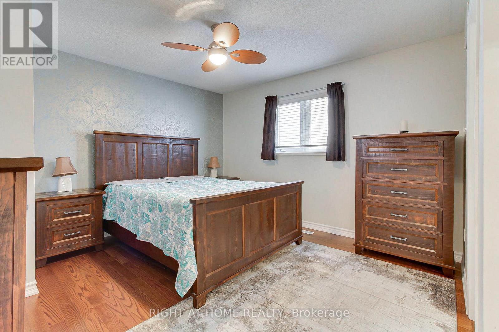290 Clearmeadow Boulevard, Newmarket, Ontario  L3X 2C6 - Photo 23 - N12402423