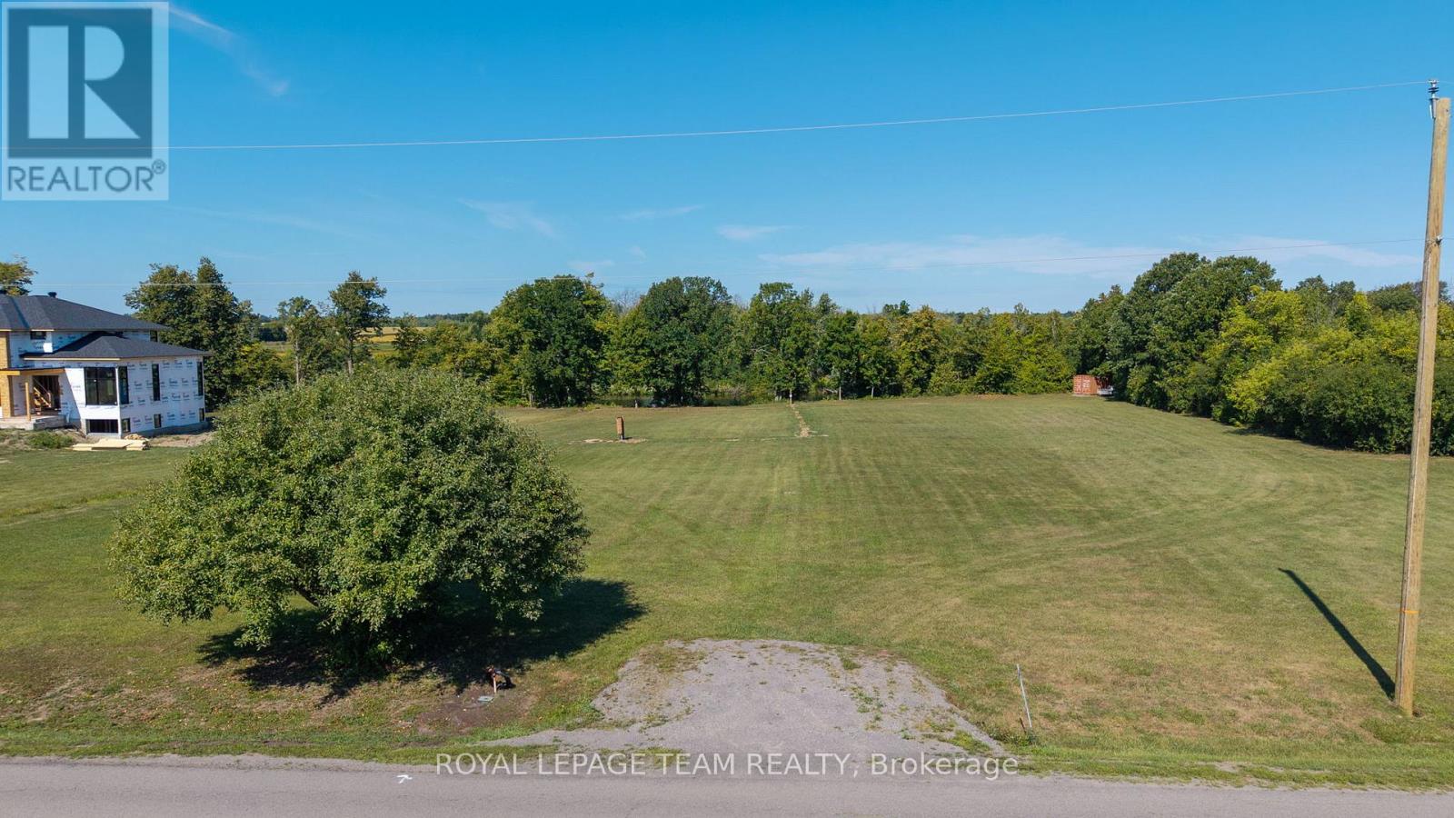 1075 River Road, North Grenville, Ontario  K0G 1J0 - Photo 11 - X12402429