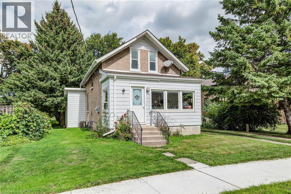 34 Wood Street, Drayton, Ontario  N0G 1P0 - Photo 1 - 40767949