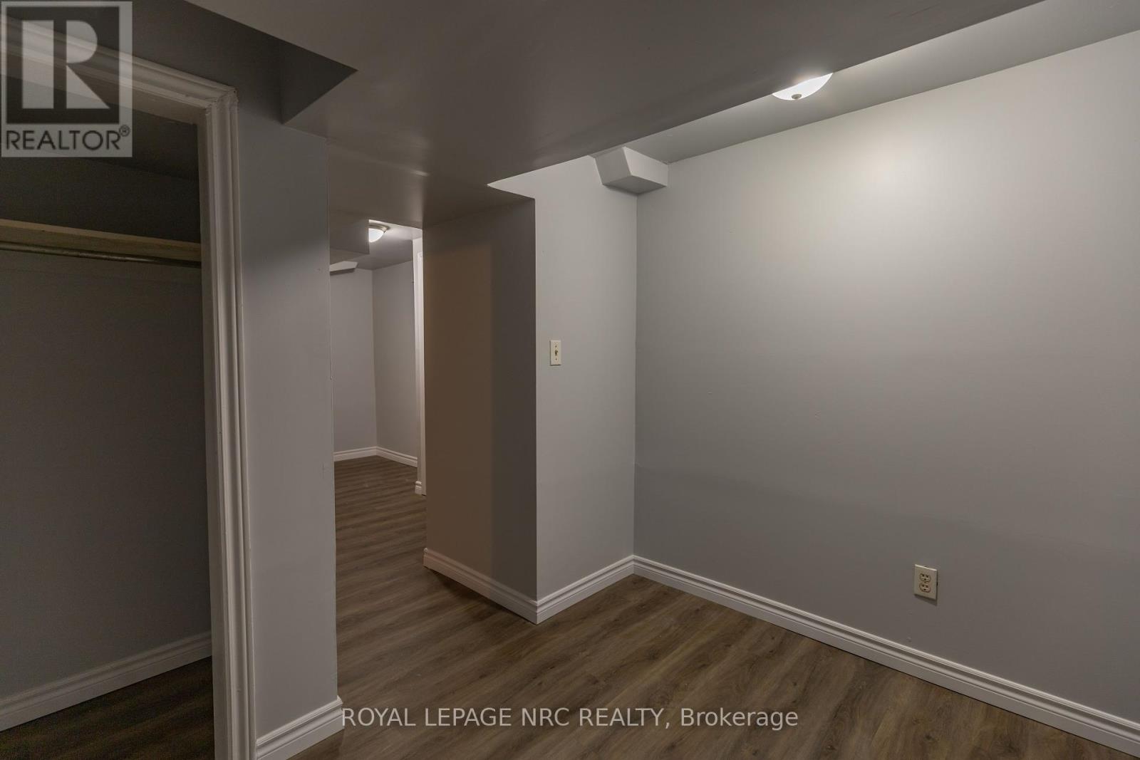 358 Crowland Avenue, Welland, Ontario  L3B 1X7 - Photo 22 - X12385037