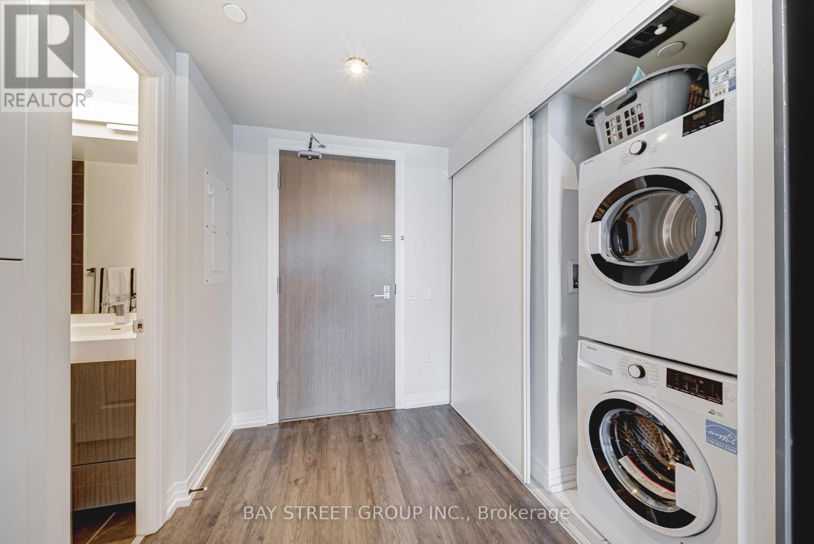 3809 - 251 Jarvis Street, Toronto (Church-Yonge Corridor), Ontario  M5B 0C3 - Photo 4 - C12402437