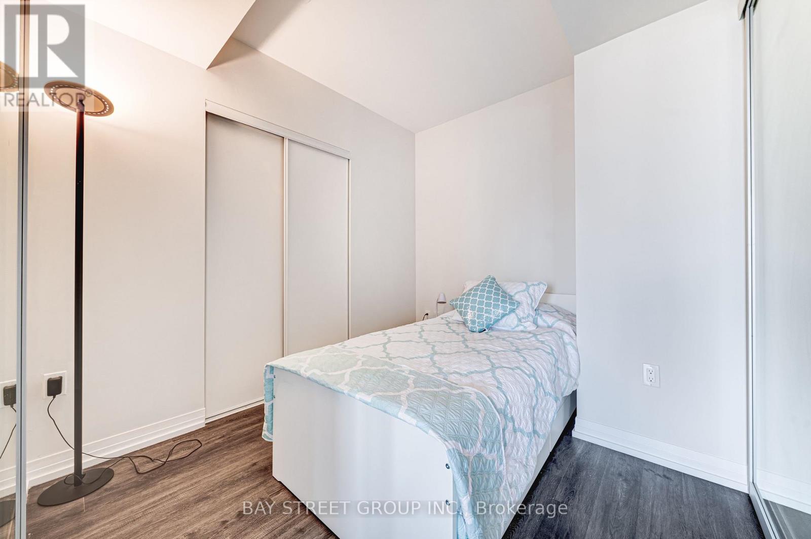 3809 - 251 Jarvis Street, Toronto (Church-Yonge Corridor), Ontario  M5B 0C3 - Photo 8 - C12402437